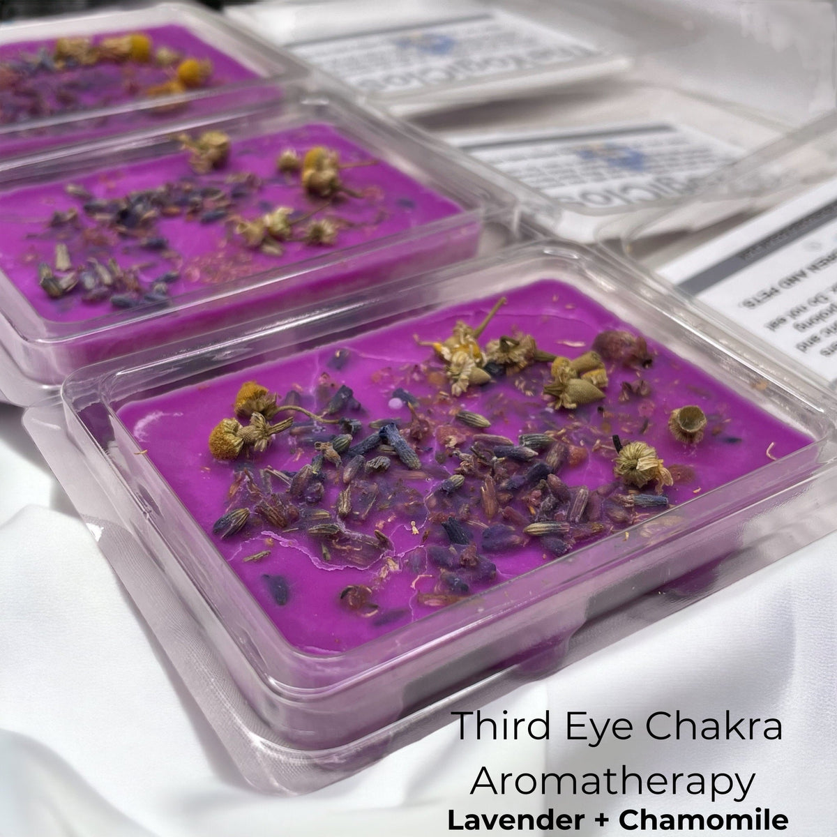 Handcrafted 7 Chakra Soy Wax Melts - Natural Essential Oils for Third Eye Chakra Healing
- Breathe Well Aromatherapy